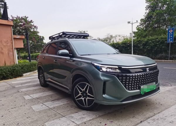 9.98万拿下中型插混SUV,日常通勤超能省;看看车主们咋说?