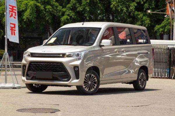不足5万可买的家商兼用MPV;至多可载8人,解读风光380!