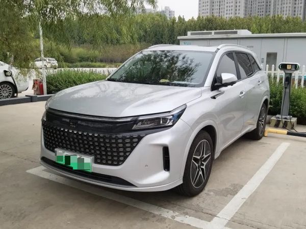 购车攻略:10万级价格购得中型插混SUV与大七座?看蓝电E5车主怎么说
